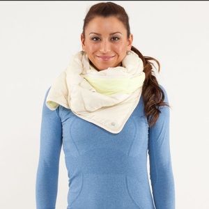 Lululemon What The Fluff Scarf